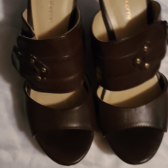 Liz Claiborne Wedge Sandles Brown leather size 6 - Picture 12 of 16